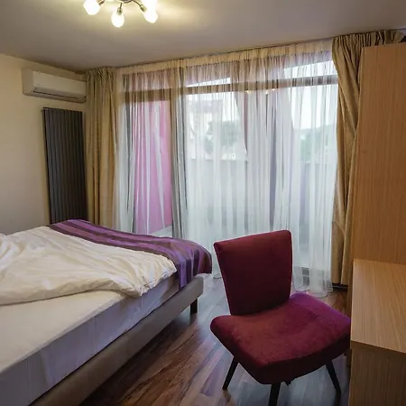 Apartman Q *